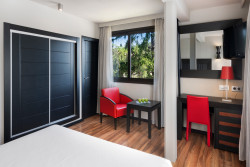 Habitación Aeroport Girona