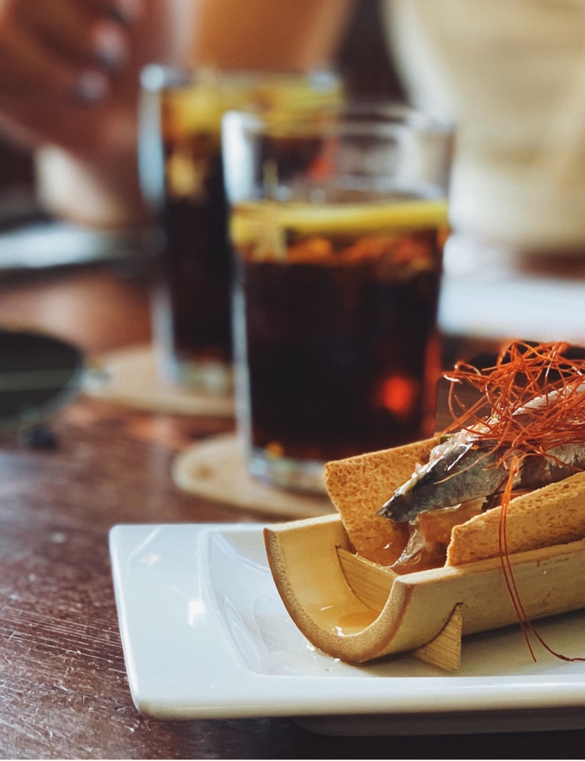 UNA LECCIÓN <br>DE SABORES <br>PARA TU PALADAR