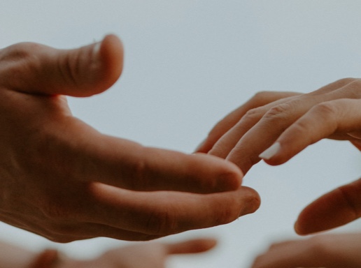 ENAMORA <br>A TU PAREJA <br>CON UN MOMENTO ESPECIAL